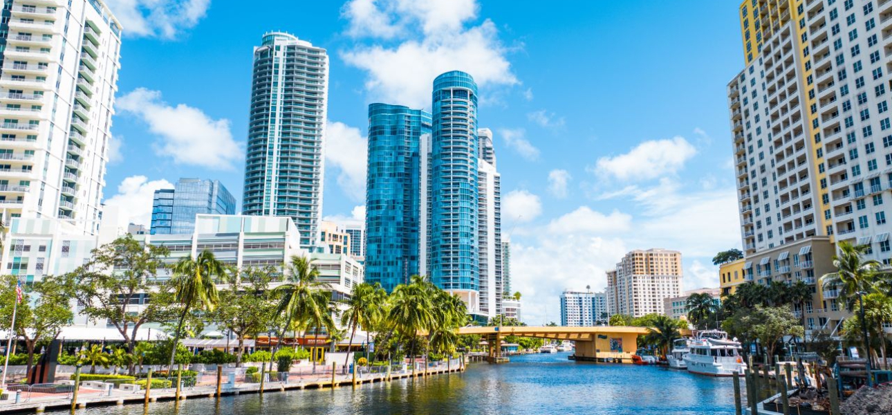 Fort Lauderdale - Las Olas Blvd Waterway - 2023 (©Emergent)